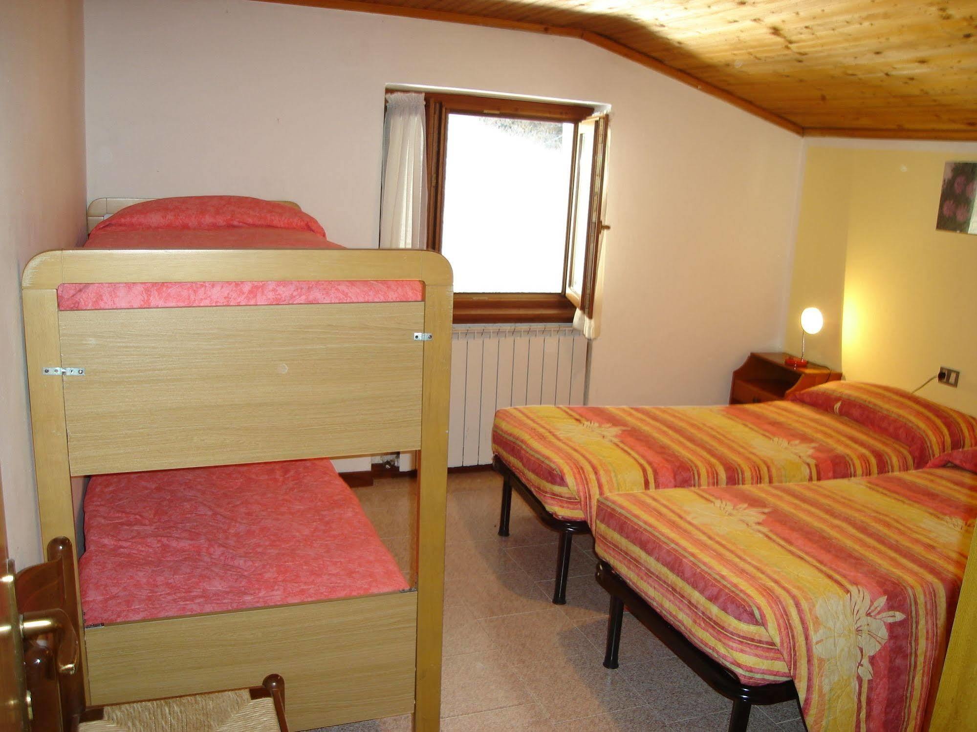 Hotel Spampatti Castione della Presolana Eksteriør billede